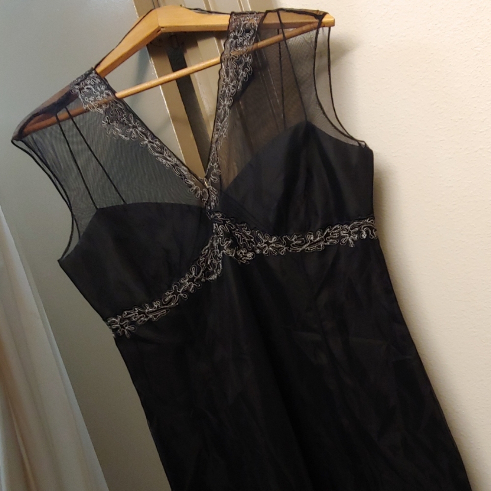 🦋2 for $15 item!Embroidered Slip Dress